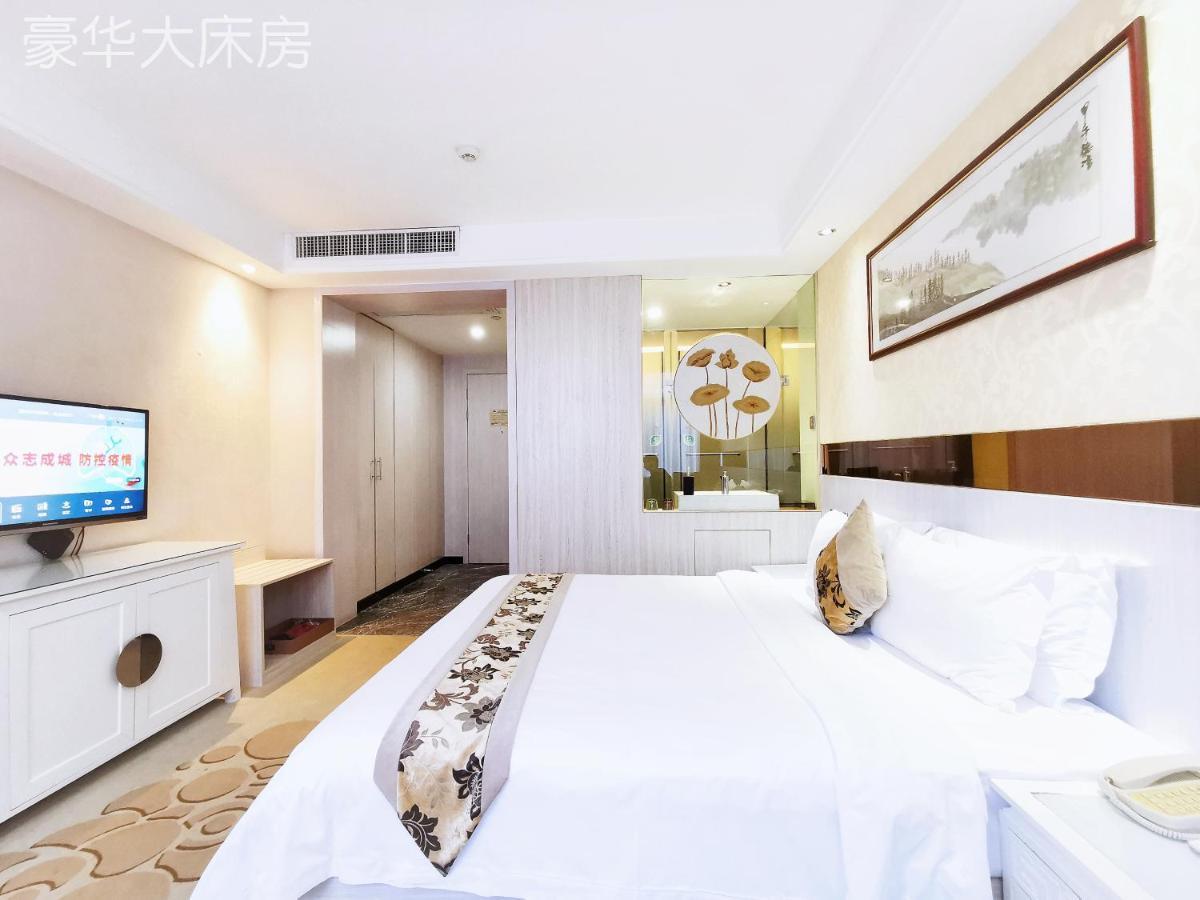 Paco Hotel Tianhe Coach Terminal Metro Satation Guangzhou-Free Shuttle Bus For Canton Fair Екстер'єр фото