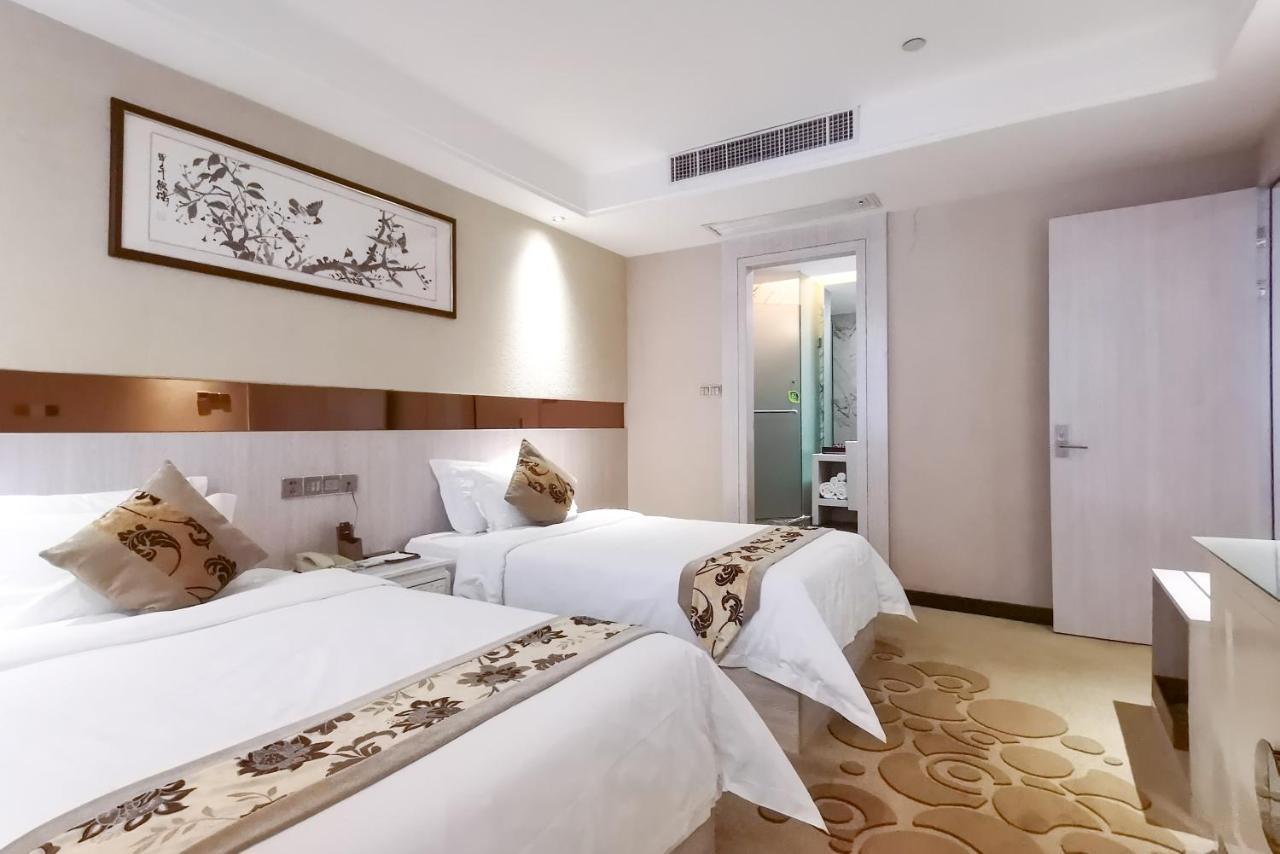 Paco Hotel Tianhe Coach Terminal Metro Satation Guangzhou-Free Shuttle Bus For Canton Fair Екстер'єр фото
